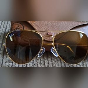 Ray-Ban aviator RB3025